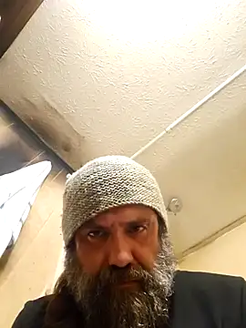 Snapshot of zaneporter46 chatting on 11-26-25, 10:22 zaneporter46 online show from 11-26-25, 10:22