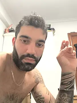 Snapshot of Morenikko chatting on 06-18-26, 03:18 Morenikko online show from 06-18-26, 03:18