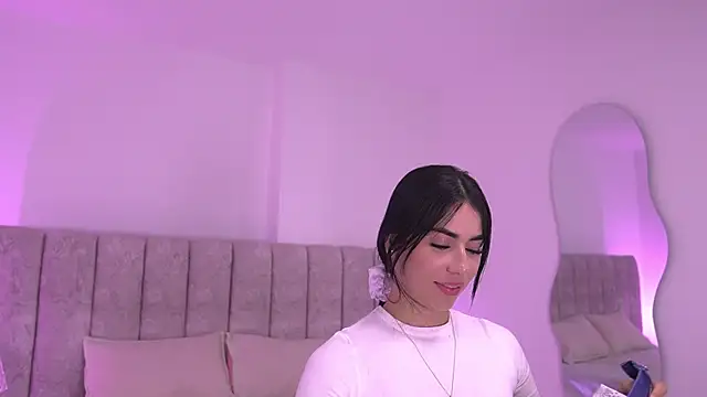 Snapshot of sam_lewins chatting on 01-06-26, 07:17 sam lewins online show from 01-06-26, 07:17