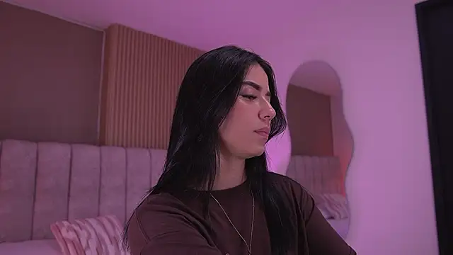 Snapshot of sam_lewins chatting on 02-18-26, 07:21 sam lewins online show from 02-18-26, 07:21