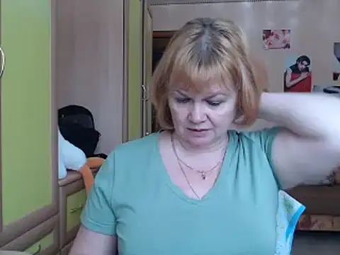 Snapshot of vixey_fox chatting on 01-24-25, 07:30 vixey fox online show from 01-24-25, 07:30