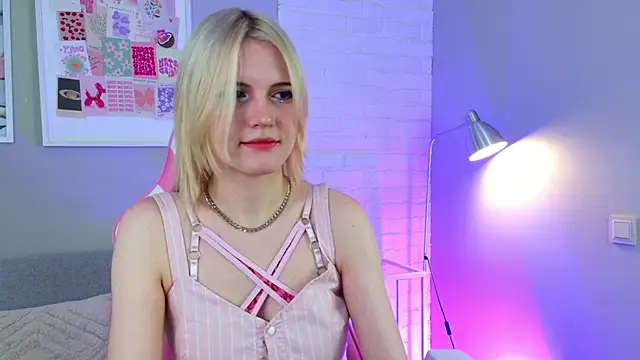 NellieLoyns online show from 03-16-25, 05:07