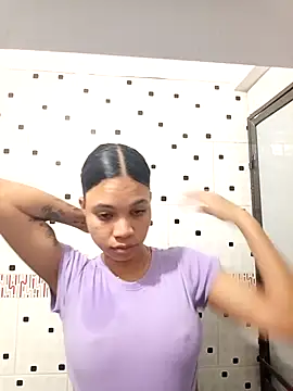 GysellHanson online show from 04-07-26, 09:43