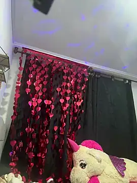 Snapshot of BlueStoneX chatting on 02-25-25, 04:46 BlueStoneX online show from 02-25-25, 04:46