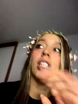 Snapshot of BlueStoneX chatting on 10-02-25, 06:42 BlueStoneX online show from 10-02-25, 06:42