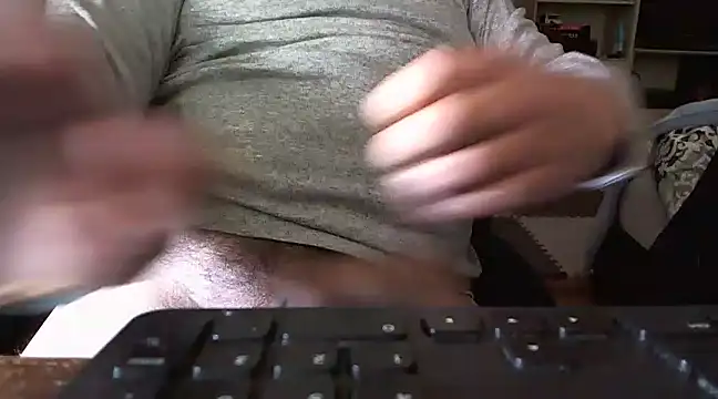 Snapshot of 069kinchan chatting on 02-25-25, 04:03 069kinchan online show from 02-25-25, 04:03