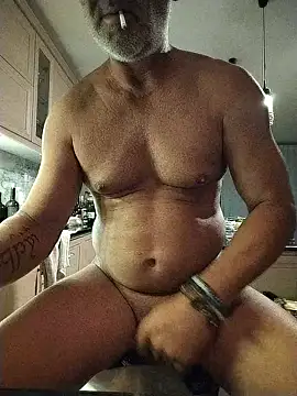 Snapshot of kevincumporn chatting on 08-02-26, 02:43 kevincumporn online show from 08-02-26, 02:43
