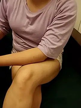 Snapshot of AnkitaTiwarii chatting on 09-20-25, 02:40 AnkitaTiwarii online show from 09-20-25, 02:40