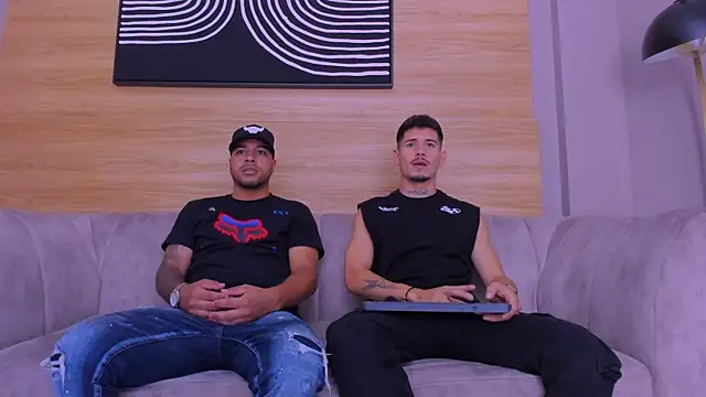 Snapshot of hell_twink chatting on 12-05-25, 08:16 hell twink online show from 12-05-25, 08:16