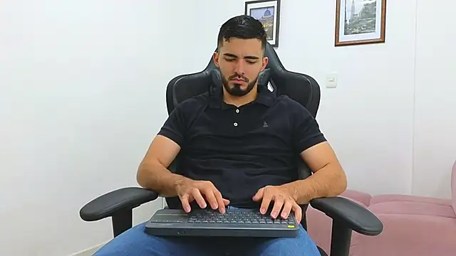 Massimoo 07 online show from 01-25-25, 11:32