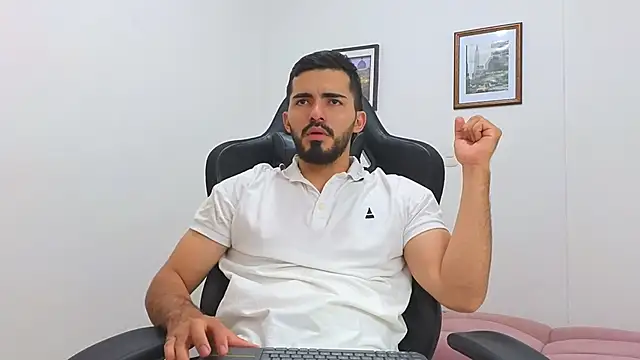 Massimoo 07 online show from 02-07-25, 07:17