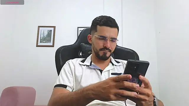 Massimoo 07 online show from 11-10-25, 09:47