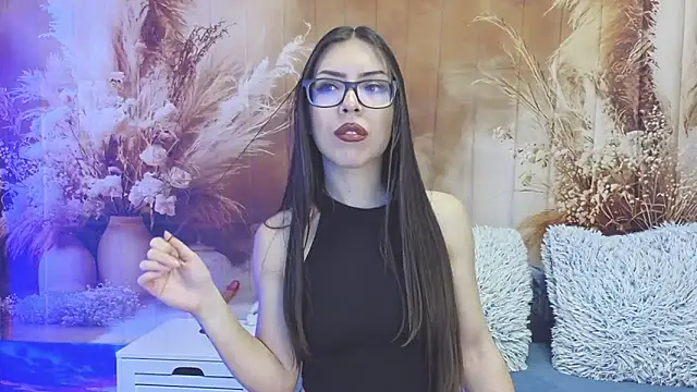 EmaLowe online show from 04-01-26, 03:40