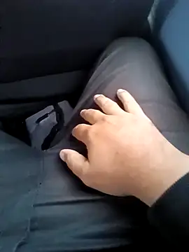 Snapshot of Arasu_ chatting on 09-24-25, 08:12 Arasu online show from 09-24-25, 08:12