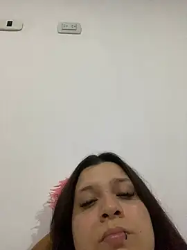 Sophia cyrus11 online show from 12-26-24, 12:03