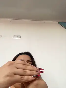 Sophia cyrus11 online show from 01-13-25, 01:39