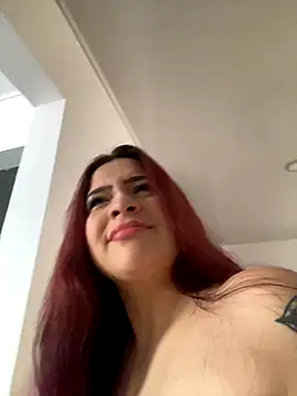 Snapshot of Sophia_cyrus11 chatting on 09-14-25, 02:38 Sophia cyrus11 online show from 09-14-25, 02:38