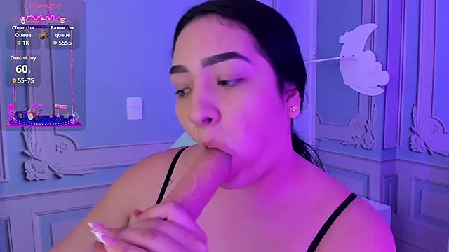 stefany duque1  online show from 02-02-25, 12:19