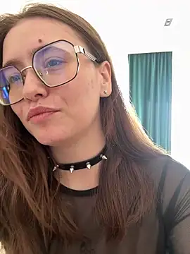 Sabrina shells online show from 04-10-26, 08:30