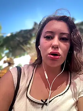 AndreaMood online show from 12-18-25, 02:50