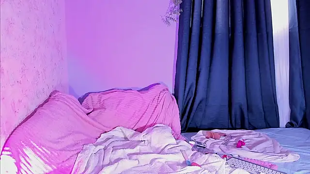 NattSumi online show from 12-20-25, 02:24