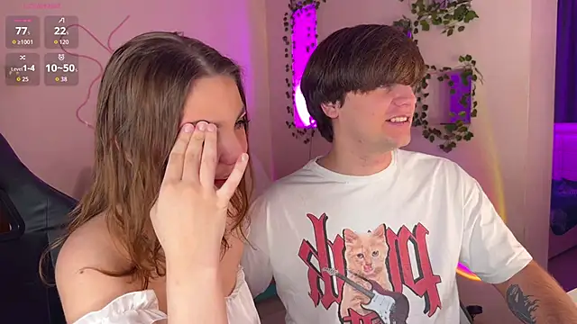 RobertAndLinela online show from 11-28-25, 01:19