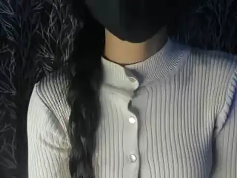 Snapshot of Somiya87 chatting on 01-16-25, 01:16 Somiya87 online show from 01-16-25, 01:16