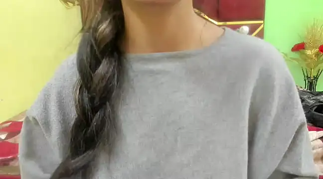 Snapshot of Somiya87 chatting on 03-05-25, 09:48 Somiya87 online show from 03-05-25, 09:48