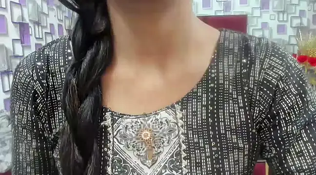 Snapshot of Somiya87 chatting on 03-06-25, 06:37 Somiya87 online show from 03-06-25, 06:37