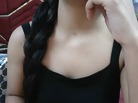 Snapshot of Somiya87 chatting on 10-02-25, 07:32 Somiya87 online show from 10-02-25, 07:32