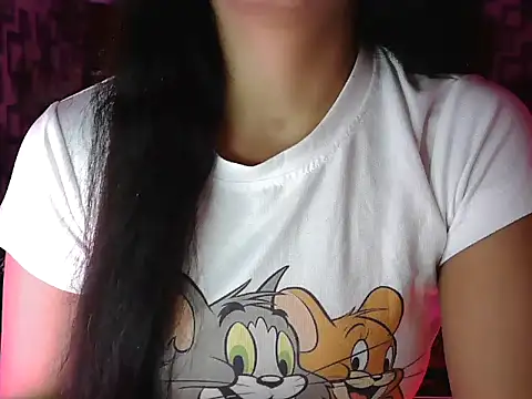 Snapshot of Somiya87 chatting on 10-15-25, 08:42 Somiya87 online show from 10-15-25, 08:42