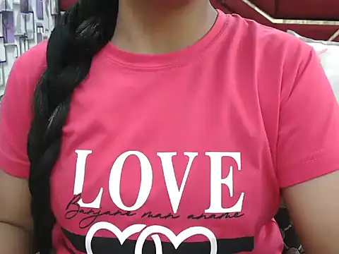 Snapshot of Somiya87 chatting on 11-12-25, 05:57 Somiya87 online show from 11-12-25, 05:57