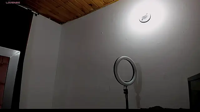 Snapshot of Lana_Parker_01 chatting on 10-09-25, 08:29 Lana Parker 01 online show from 10-09-25, 08:29