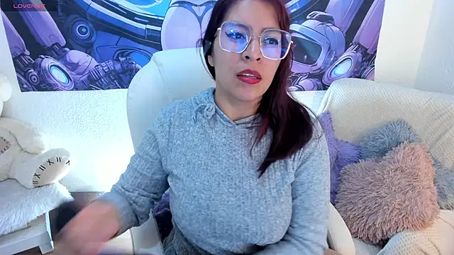 Snapshot of Irene_Grey20 chatting on 10-23-25, 02:55 Irene Grey20 online show from 10-23-25, 02:55