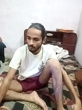 Snapshot of IamRentedBoybfriend chatting on 02-06-25, 04:47 IamRentedBoybfriend online show from 02-06-25, 04:47