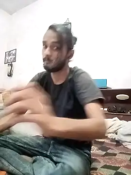 Snapshot of IamRentedBoybfriend chatting on 02-11-25, 05:18 IamRentedBoybfriend online show from 02-11-25, 05:18