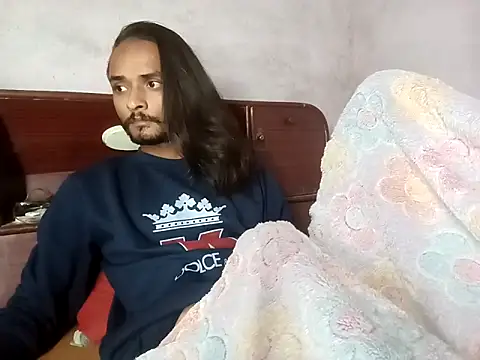 Snapshot of IamRentedBoybfriend chatting on 11-11-25, 03:01 IamRentedBoybfriend online show from 11-11-25, 03:01