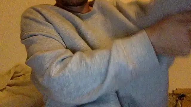 Snapshot of nevermind298079 chatting on 02-07-26, 01:53 nevermind298079 online show from 02-07-26, 01:53