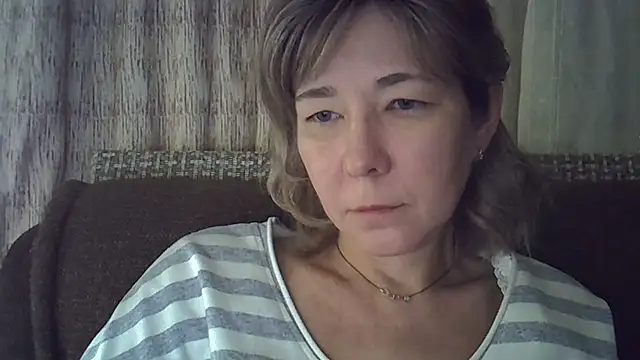 EllaJohnsonX online show from 01-12-25, 08:14