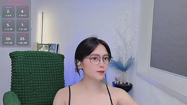 Natasha2025 online show from 11-20-25, 01:11