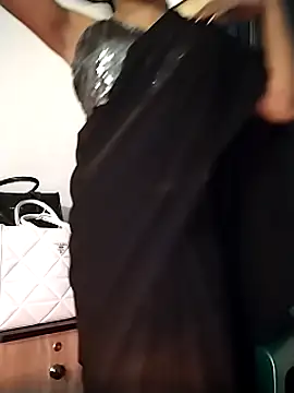 Aish29xh online show from 03-01-25, 09:15