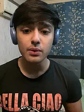 sunny49477 online show from 02-20-25, 01:51