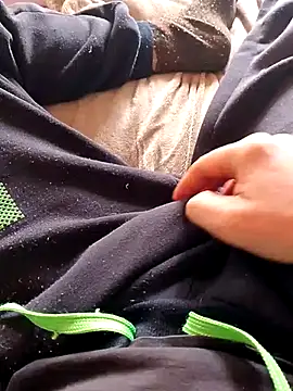 Snapshot of MaxiFabry chatting on 02-07-25, 10:08 MaxiFabry online show from 02-07-25, 10:08