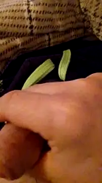 Snapshot of MaxiFabry chatting on 02-08-25, 09:46 MaxiFabry online show from 02-08-25, 09:46