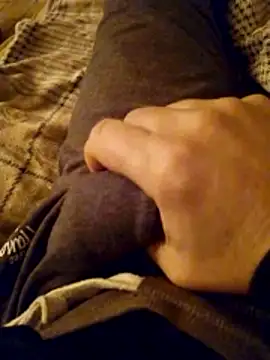 Snapshot of MaxiFabry chatting on 10-25-25, 07:52 MaxiFabry online show from 10-25-25, 07:52