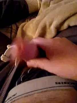 Snapshot of MaxiFabry chatting on 10-29-25, 09:05 MaxiFabry online show from 10-29-25, 09:05