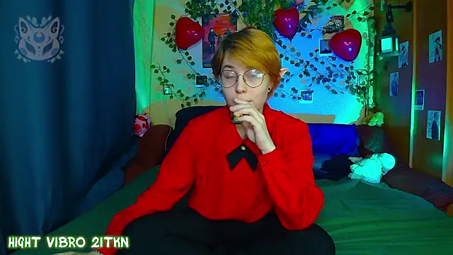 TrickyKitsune online show from 03-14-26, 06:46