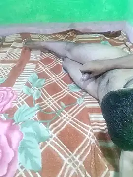 Coupleshow47 online show from 05-15-26, 11:34
