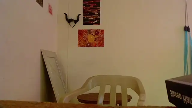 Snapshot of Maam_Ine chatting on 10-07-25, 08:06 Maam Ine online show from 10-07-25, 08:06