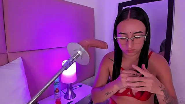 Snapshot of SammyMorales chatting on 02-22-25, 06:41 SammyMorales online show from 02-22-25, 06:41